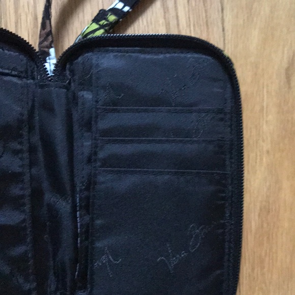 NWOT Vera Bradley wallet - Picture 6 of 8
